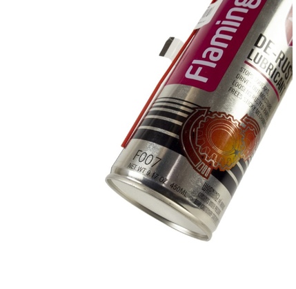 Pas qatını təmizləyən və metal səthləri korroziyadan qoruyuran FLAMINGO DE-RUST LUBRICANT 450 ML / F007